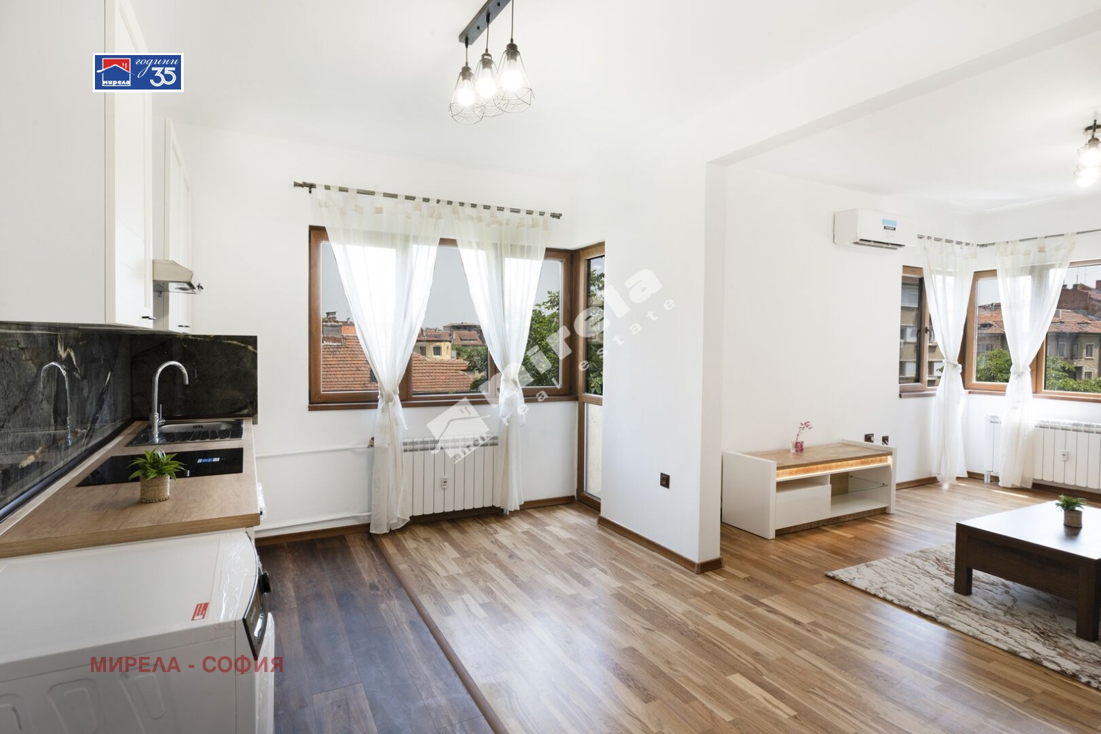 Продава 3-СТАЕН, гр. София, Център, снимка 2 - Апартаменти - 53720363