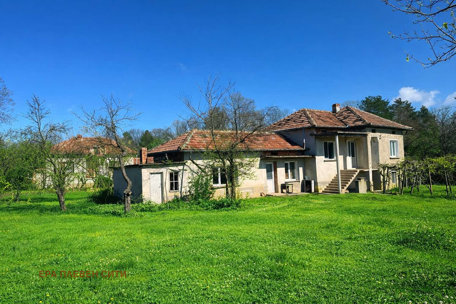 Продава КЪЩА, с. Въбел, област Плевен, снимка 2 - Къщи - 54213670