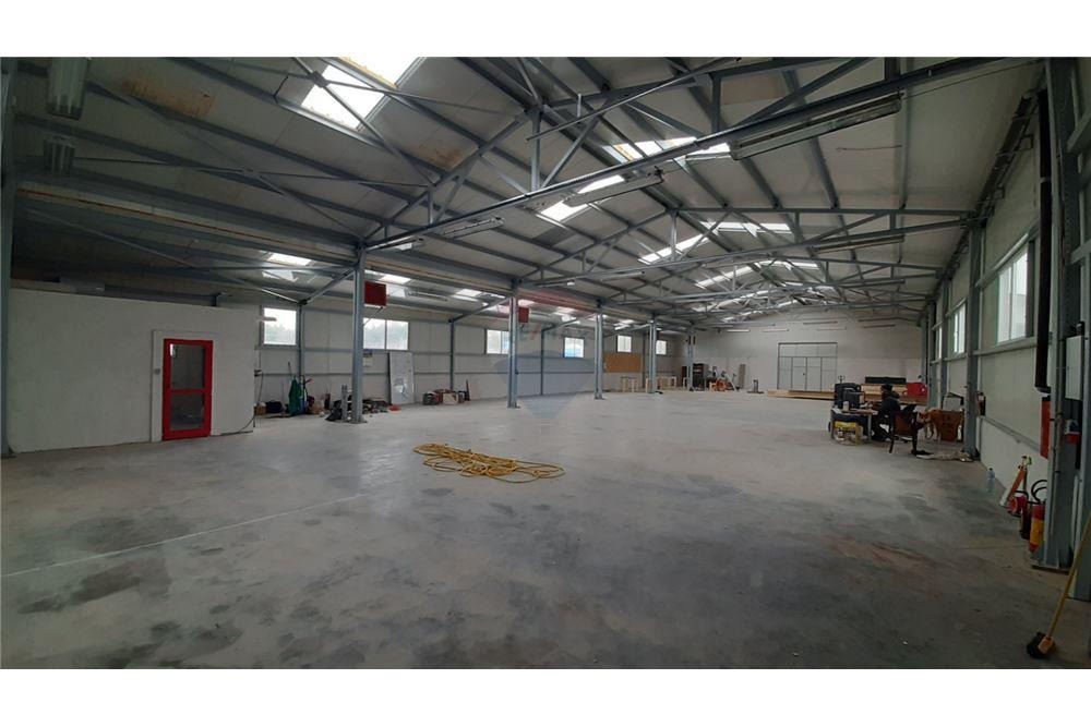 Продава ПРОМ. ПОМЕЩЕНИЕ | Imot.bg — изображение 3