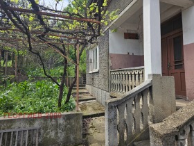 Ev Gorna Oryahovica, bölge Veliko Tarnovo
