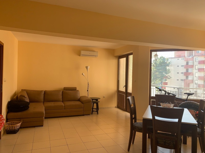 En venta  1 dormitorio región Burgas , k.k. Slanchev bryag , 84 metros cuadrados | 56525679 - imagen [4]