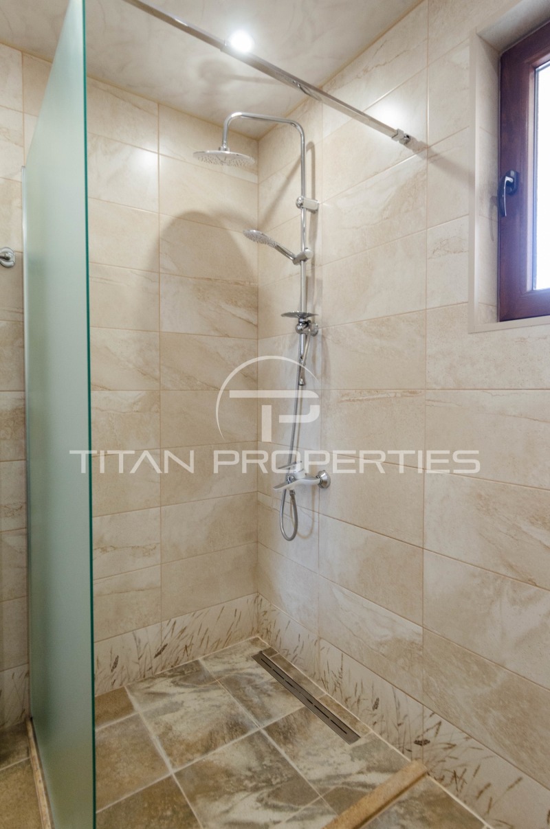 En venta  2 dormitorios Plovdiv , Ostromila , 126 metros cuadrados | 82746471 - imagen [11]