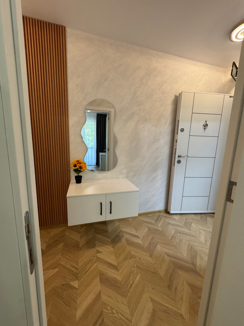 Продава  3-стаен град Стара Загора , Три чучура - център , 63 кв.м | 95484177 - изображение [9]
