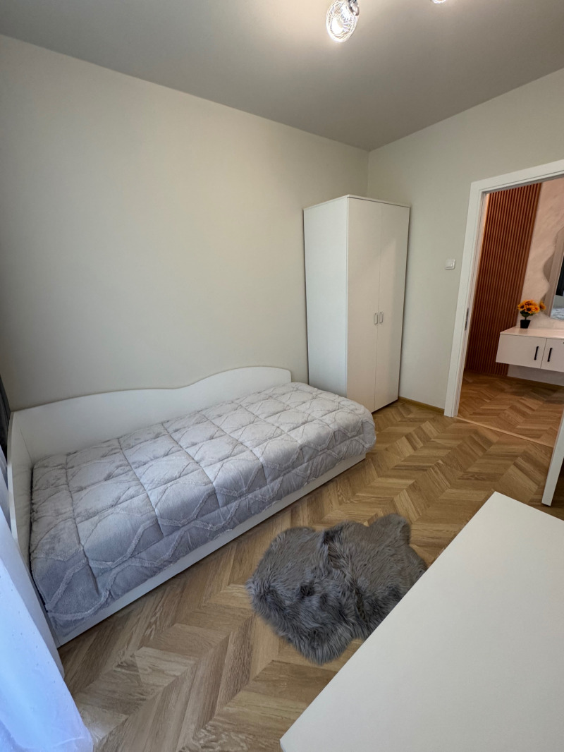 Продава  3-стаен град Стара Загора , Три чучура - център , 63 кв.м | 95484177 - изображение [5]
