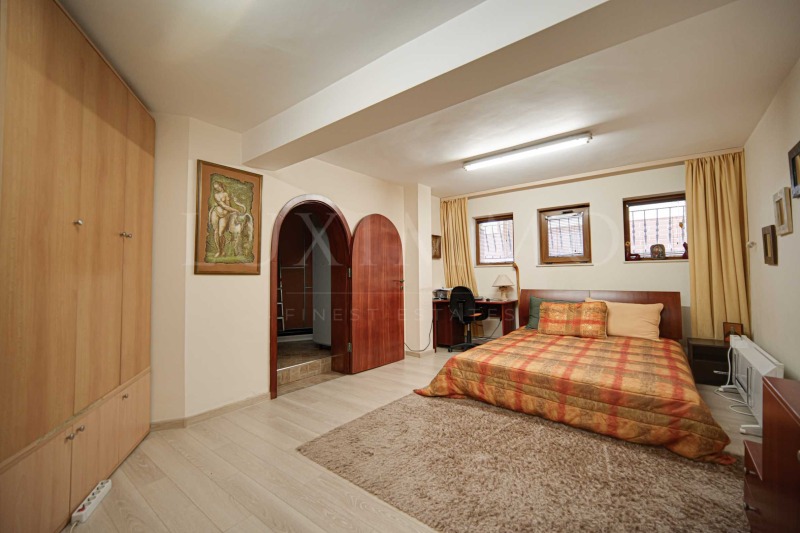 Продаја  Кућа Софија , в.з.Врана - Лозен , 428 м2 | 90095611 - слика [16]