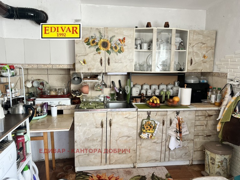 Продава КЪЩА, с. Миладиновци, област Добрич, снимка 2 - Къщи - 53563391