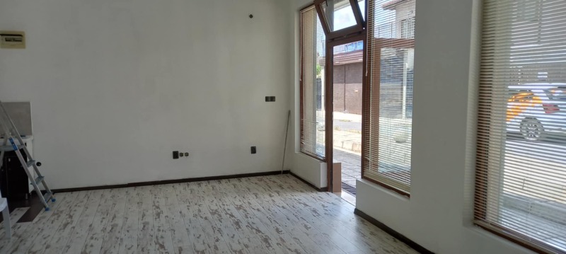 Продава  Магазин град Хасково , Дружба 1 , 35 кв.м | 39380378 - изображение [3]