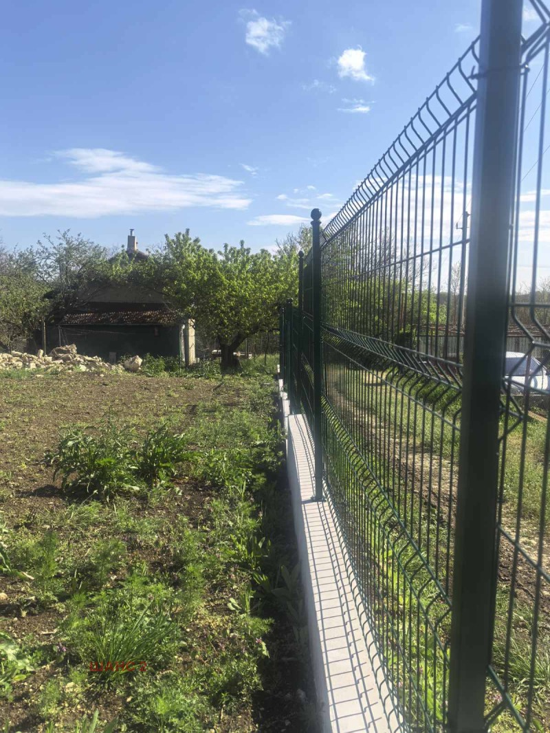 Продава ПАРЦЕЛ, с. Орешак, област Варна