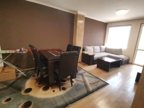 2 quartos Okrajna bolnica-Generali, Varna