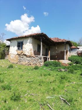 Продажба на имоти в с. Поцърненци, област Перник - изображение 1 