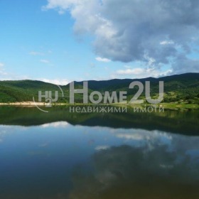 Land Borets, region Plovdiv