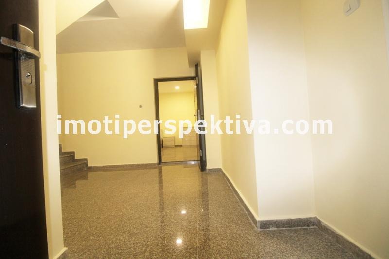 Eladó  1 hálószoba Plovdiv , Centar , 80 négyzetméter | 88381112 - kép [16]