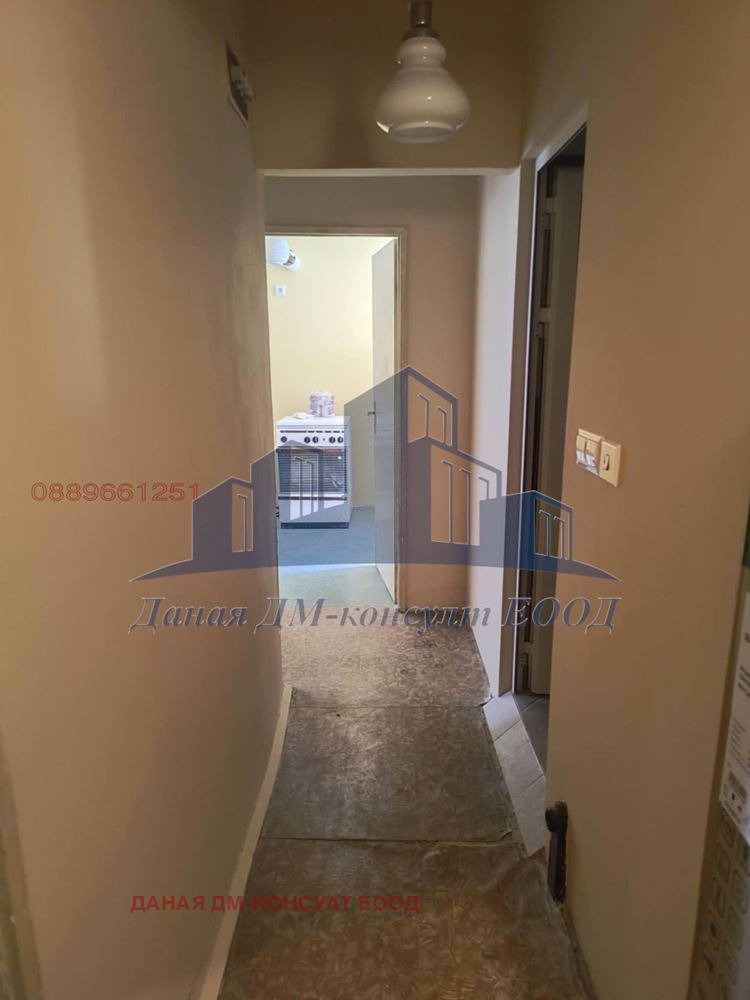 Продава 2-СТАЕН, гр. Шумен, 5-ти полк, снимка 12 - Апартаменти - 53981087