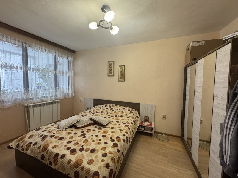 Продается  Дом область Бургас , Карнобат , 150 кв.м | 77130508 - изображение [7]