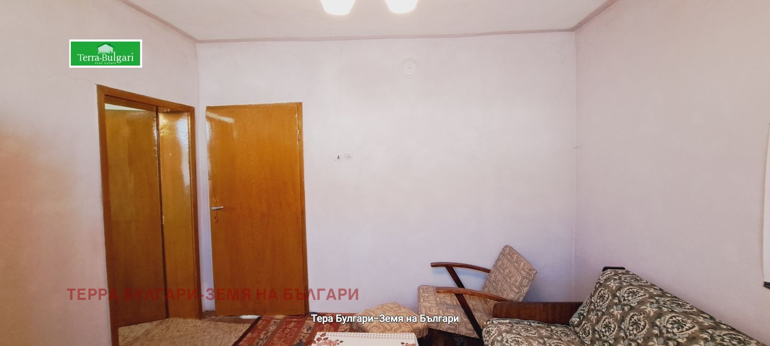 Продава КЪЩА, с. Ковачевци, област Перник, снимка 2 - Къщи - 49441352