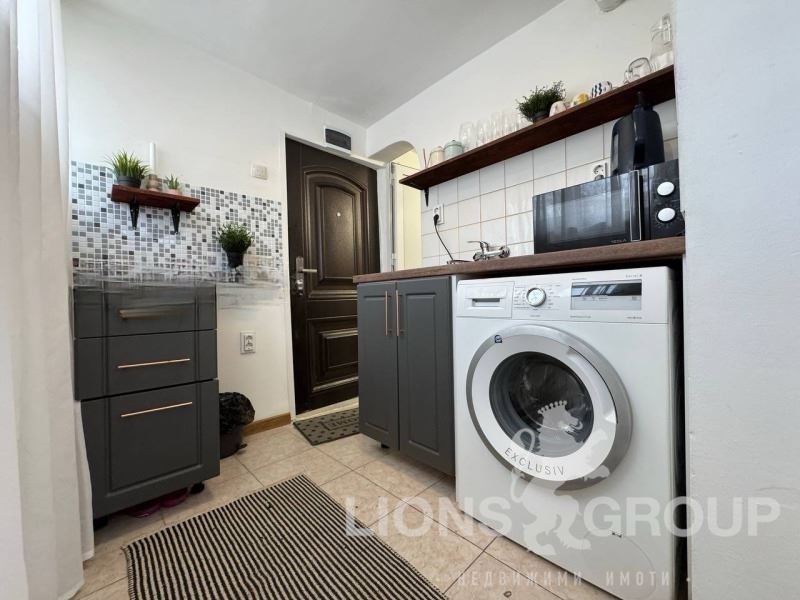 En venta  Estudio Varna , Chayka , 25 metros cuadrados | 88882739