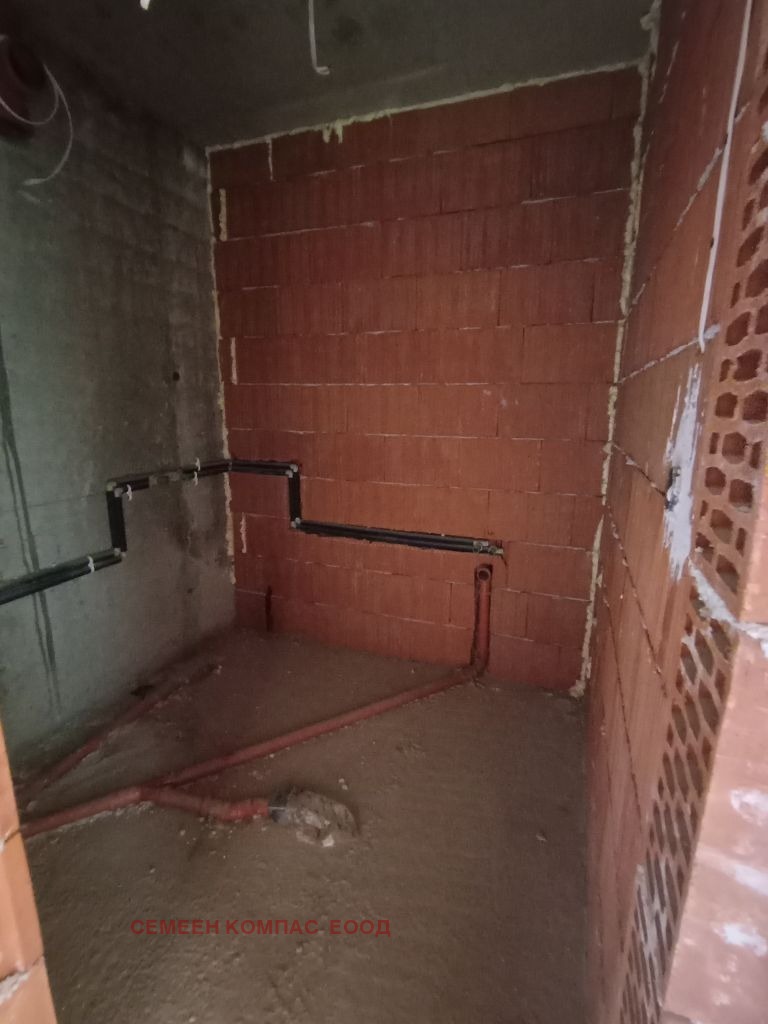 Продава  2-стаен град Пловдив , Южен , 73 кв.м | 76571171 - изображение [6]