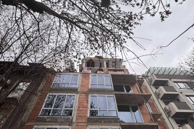 Продава  3-стаен град София , Банишора , 133 кв.м | 91853756 - изображение [2]