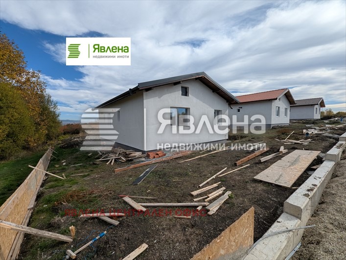 Продава КЪЩА, с. Хераково, област София област, снимка 3 - Къщи - 54743599