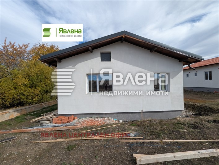 Продава КЪЩА, с. Хераково, област София област, снимка 4 - Къщи - 54743599