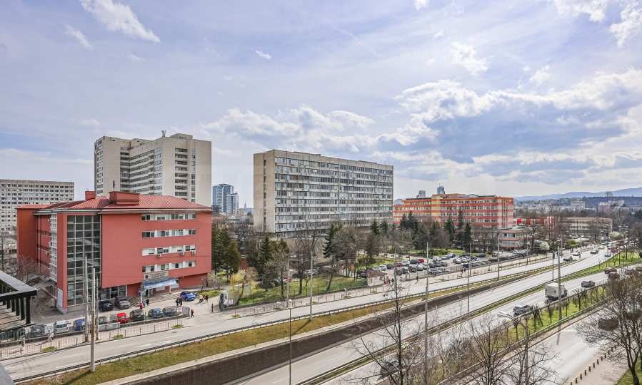 Продава 3-СТАЕН, гр. София, Медицинска академия, снимка 2 - Апартаменти - 53994515