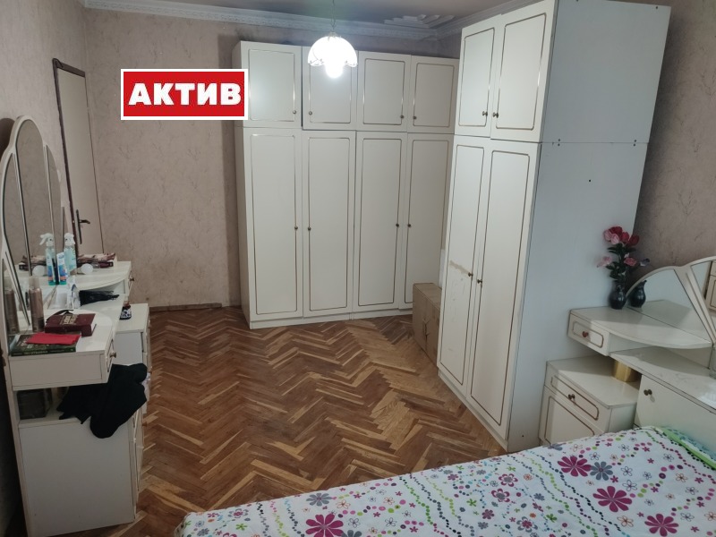 À venda  1 quarto Targovichtche , Centar , 74 m² | 72103439 - imagem [7]