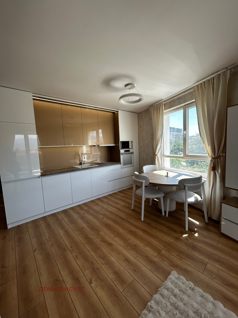 Til salgs  1 soverom Plovdiv , Jusjen , 71 kvm | 52423549 - bilde [2]