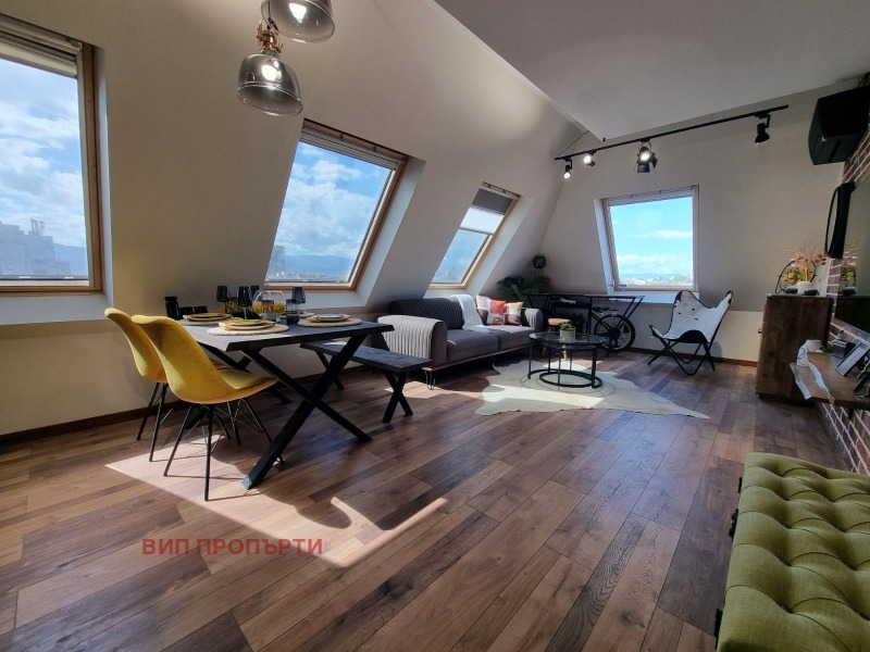 De vânzare  2 dormitoare Plovdiv , Țentâr , 120 mp | 61845018 - imagine [3]