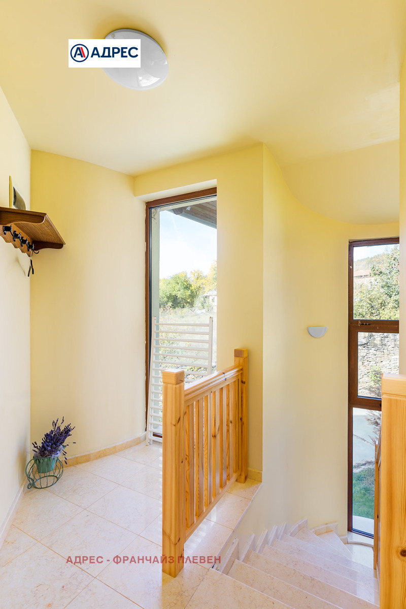 Продава КЪЩА, с. Гумощник, област Ловеч, снимка 11 - Къщи - 52703817