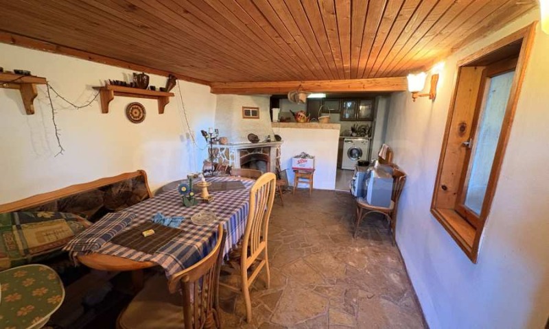 Продава КЪЩА, с. Медово, област Бургас, снимка 11 - Къщи - 53130137