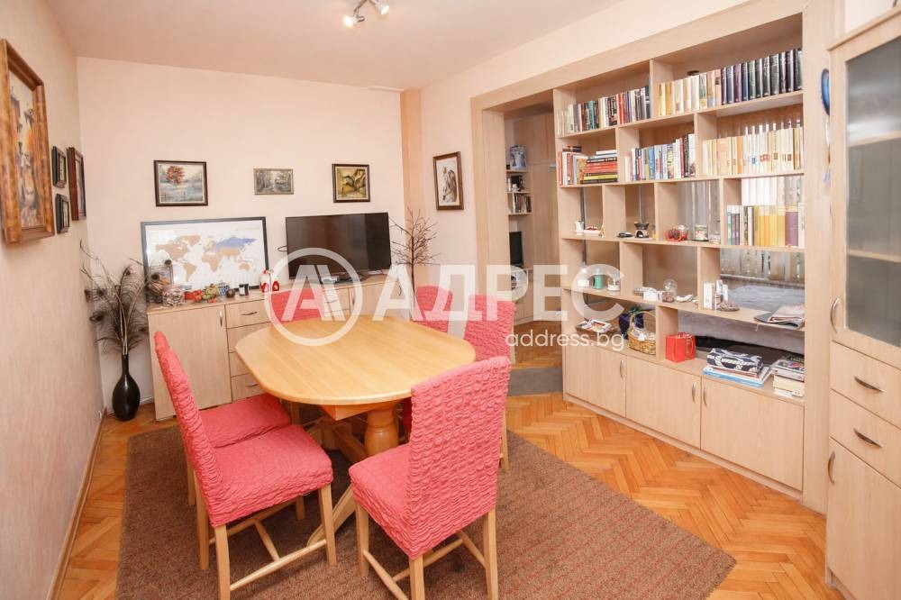 Продава 3-СТАЕН, гр. София, Център, снимка 3 - Апартаменти - 53810201