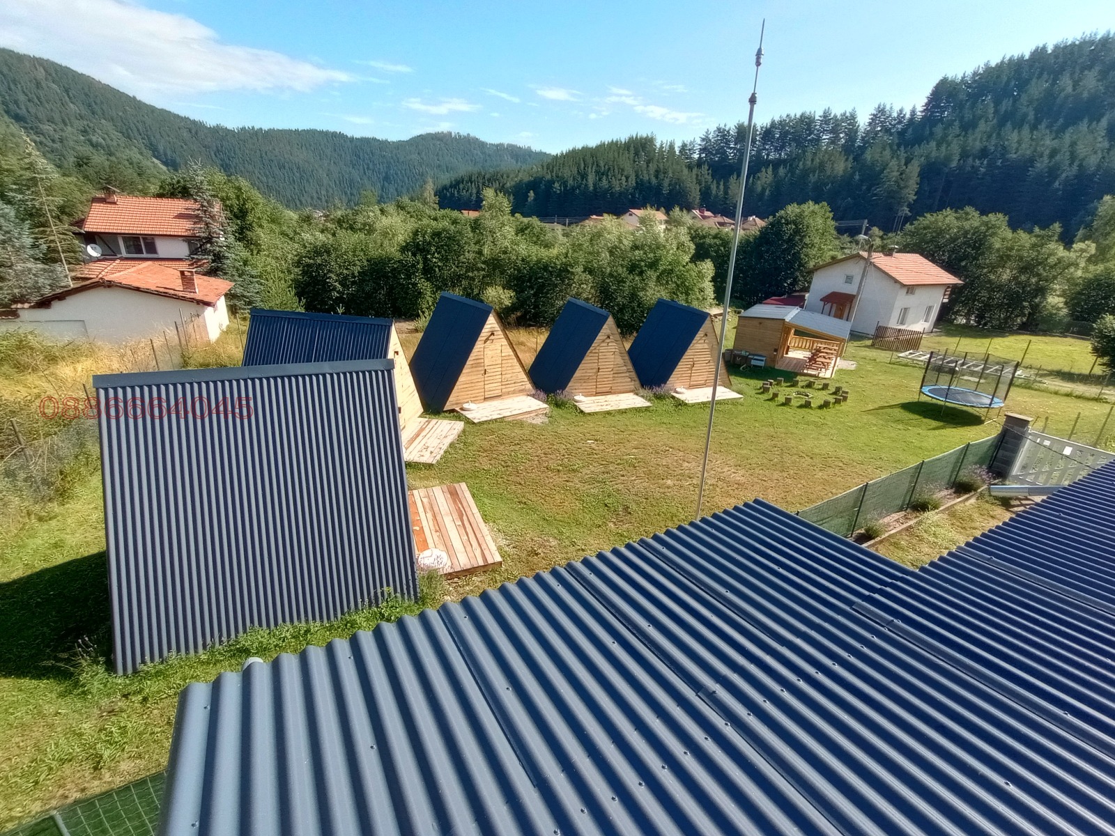 Продава ХОТЕЛ, с. Мала църква, област София област