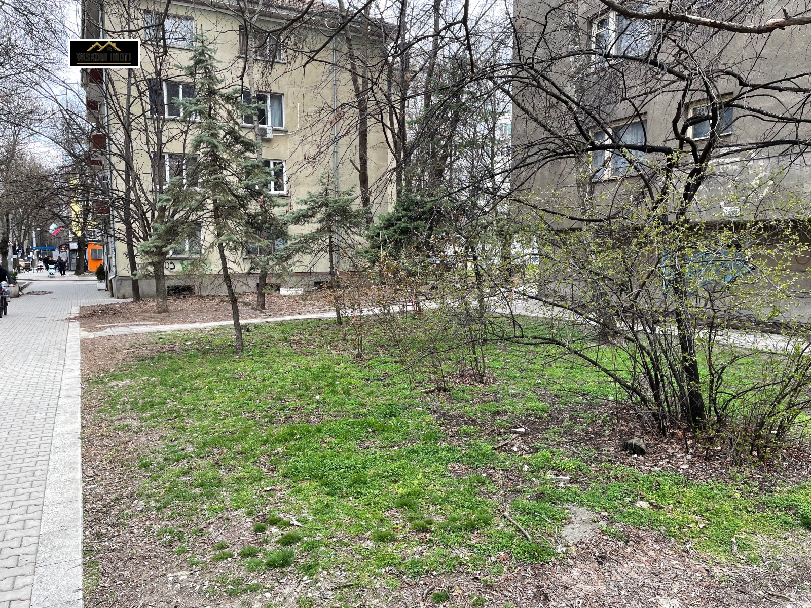 Продава 4-СТАЕН, гр. София, Света Троица