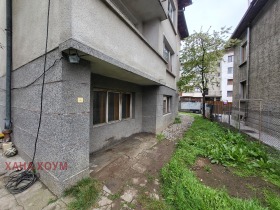 Studio Trojan, region Lowetsch