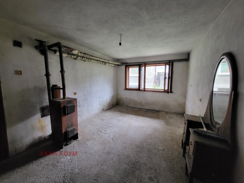 Продава 1-СТАЕН, гр. Троян, област Ловеч, снимка 3 - Апартаменти - 52525351