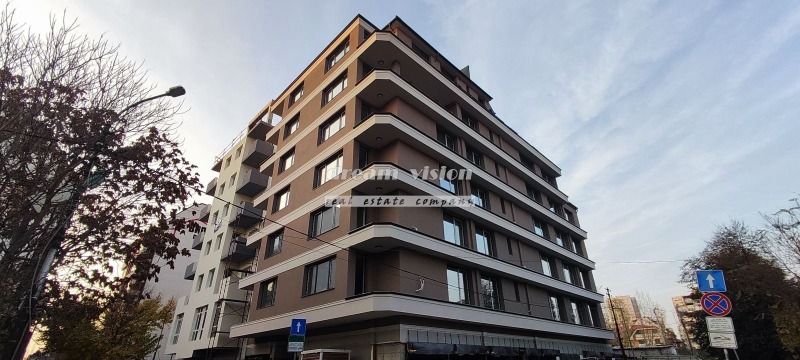 For Sale  1 bedroom Sofia , Tsentar , 70 sq.m | 59809709