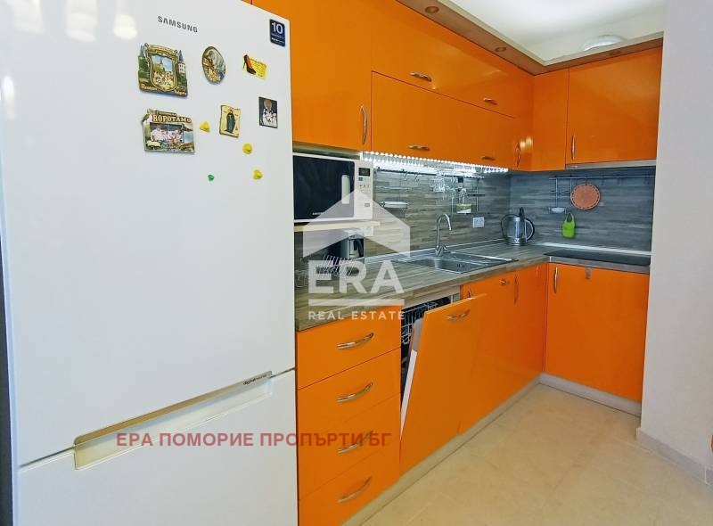 Продава 3-СТАЕН, гр. Поморие, област Бургас, снимка 3 - Апартаменти - 53522100