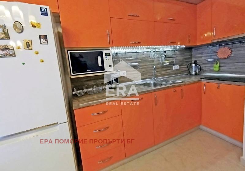 Продава 3-СТАЕН, гр. Поморие, област Бургас, снимка 4 - Апартаменти - 53522100