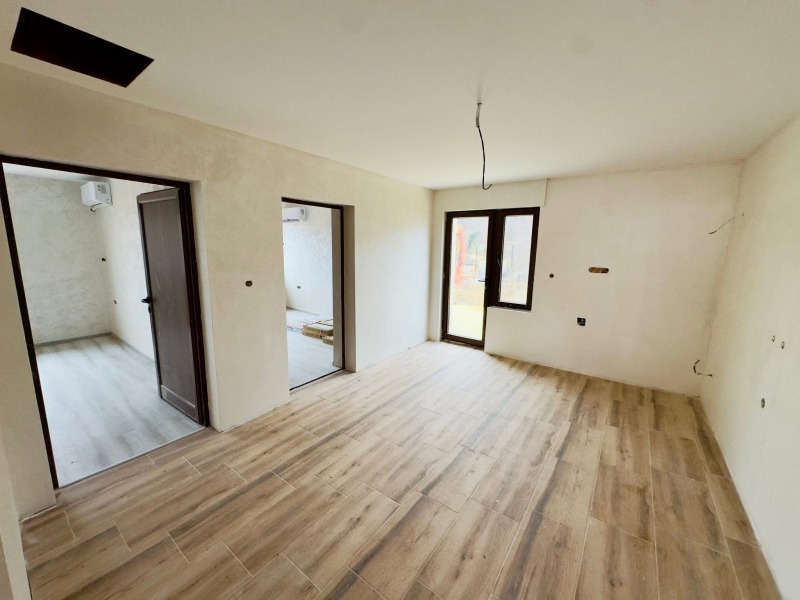 Продава КЪЩА, гр. Вършец, област Монтана, снимка 9 - Къщи - 52882121