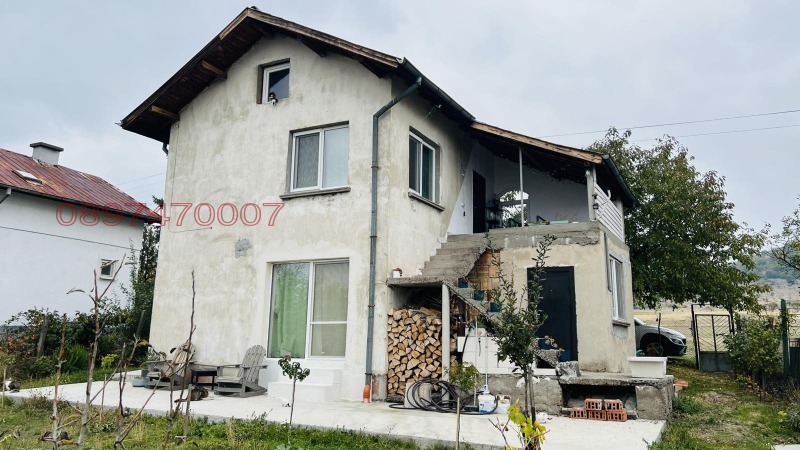 Продава КЪЩА, с. Вискяр, област Перник