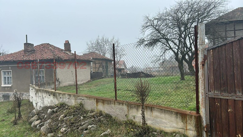 Продава ПАРЦЕЛ, с. Антон, област София област