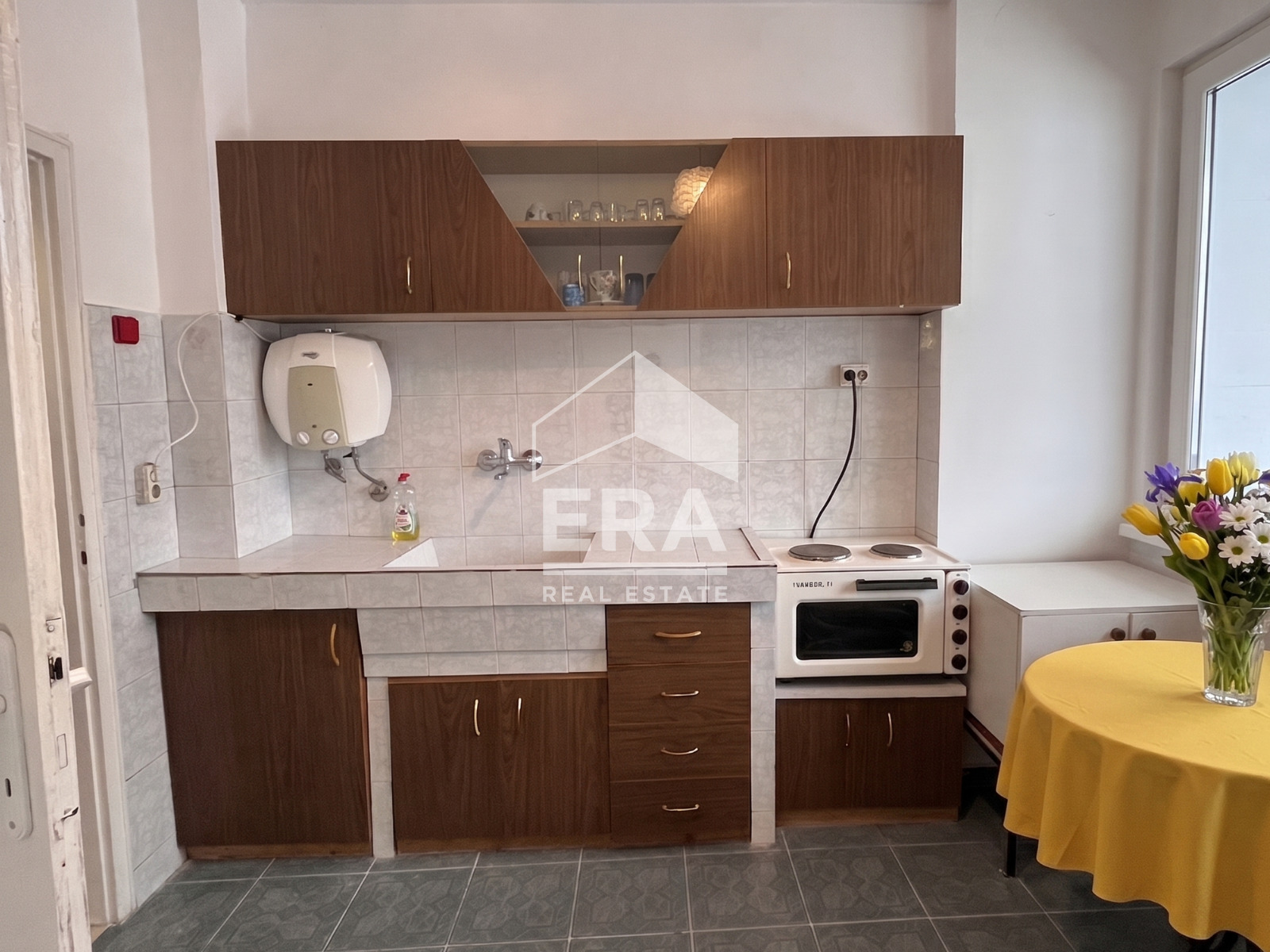 Продава 3-СТАЕН, гр. Русе, Централен южен район, снимка 9 - Апартаменти - 54287473