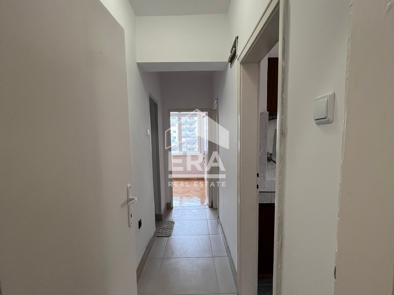 Продава 3-СТАЕН, гр. Русе, Централен южен район, снимка 8 - Апартаменти - 54287473