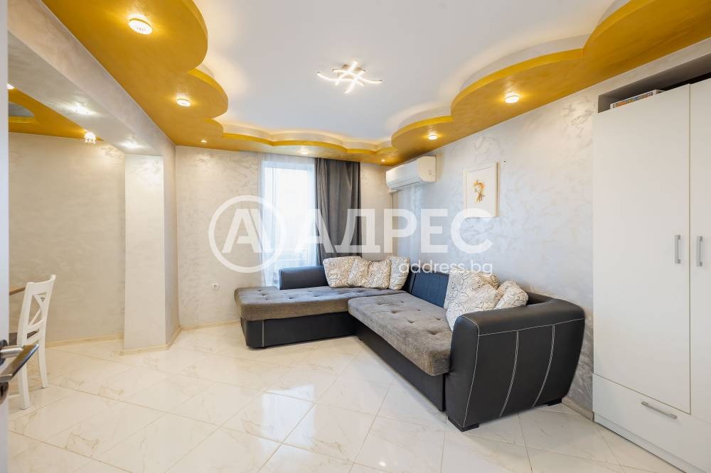 Продава МНОГОСТАЕН, гр. Варна, Център, снимка 15 - Апартаменти - 54882688