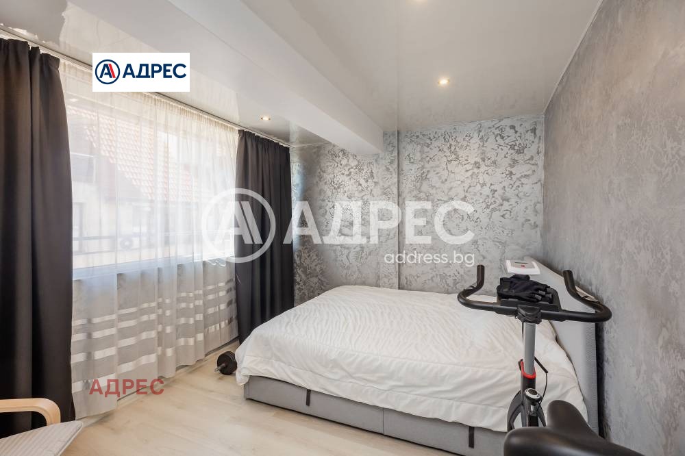 Продава МНОГОСТАЕН, гр. Варна, Централна поща, снимка 2 - Апартаменти - 54882688