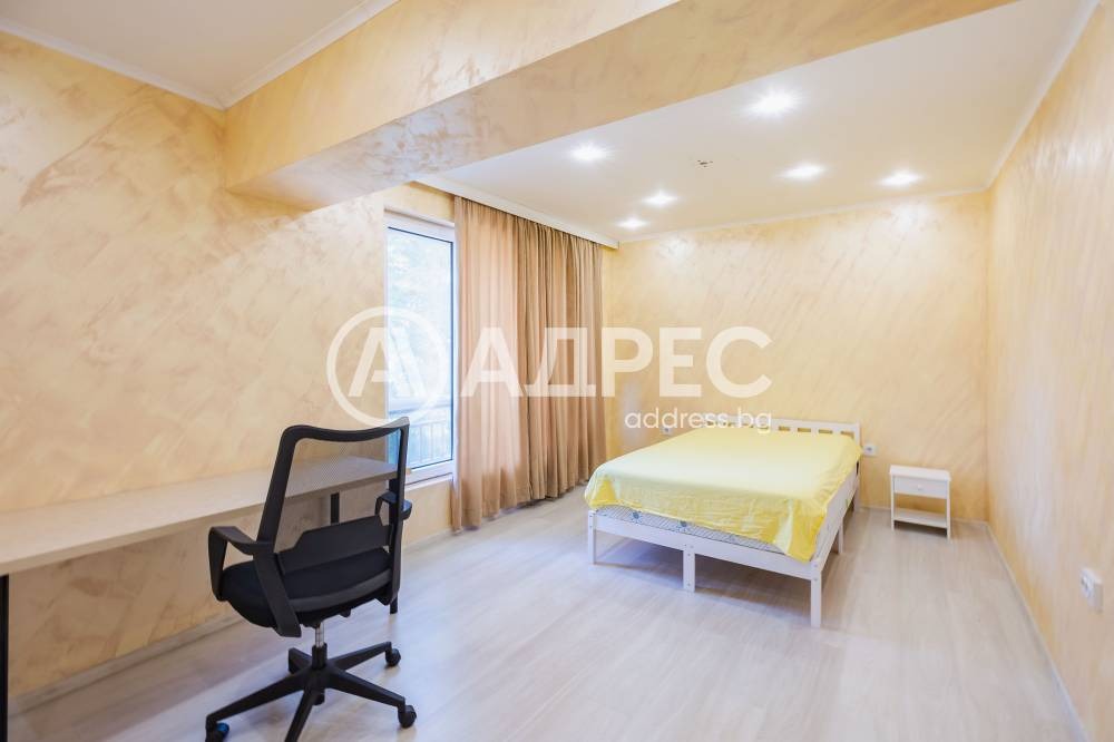 Продава МНОГОСТАЕН, гр. Варна, Център, снимка 6 - Апартаменти - 54882688