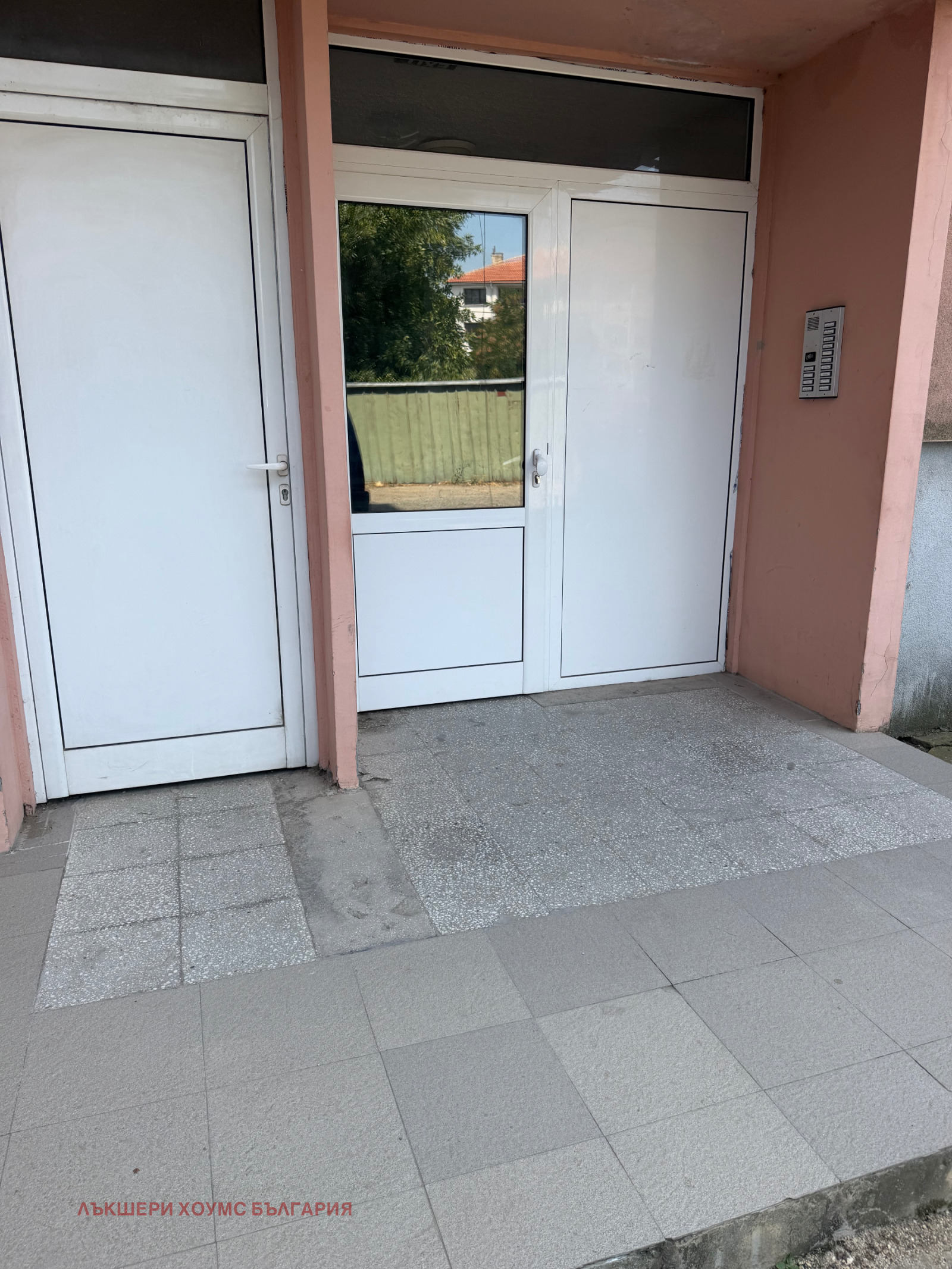 Продава МНОГОСТАЕН, гр. Айтос, област Бургас, снимка 3 - Апартаменти - 55588270
