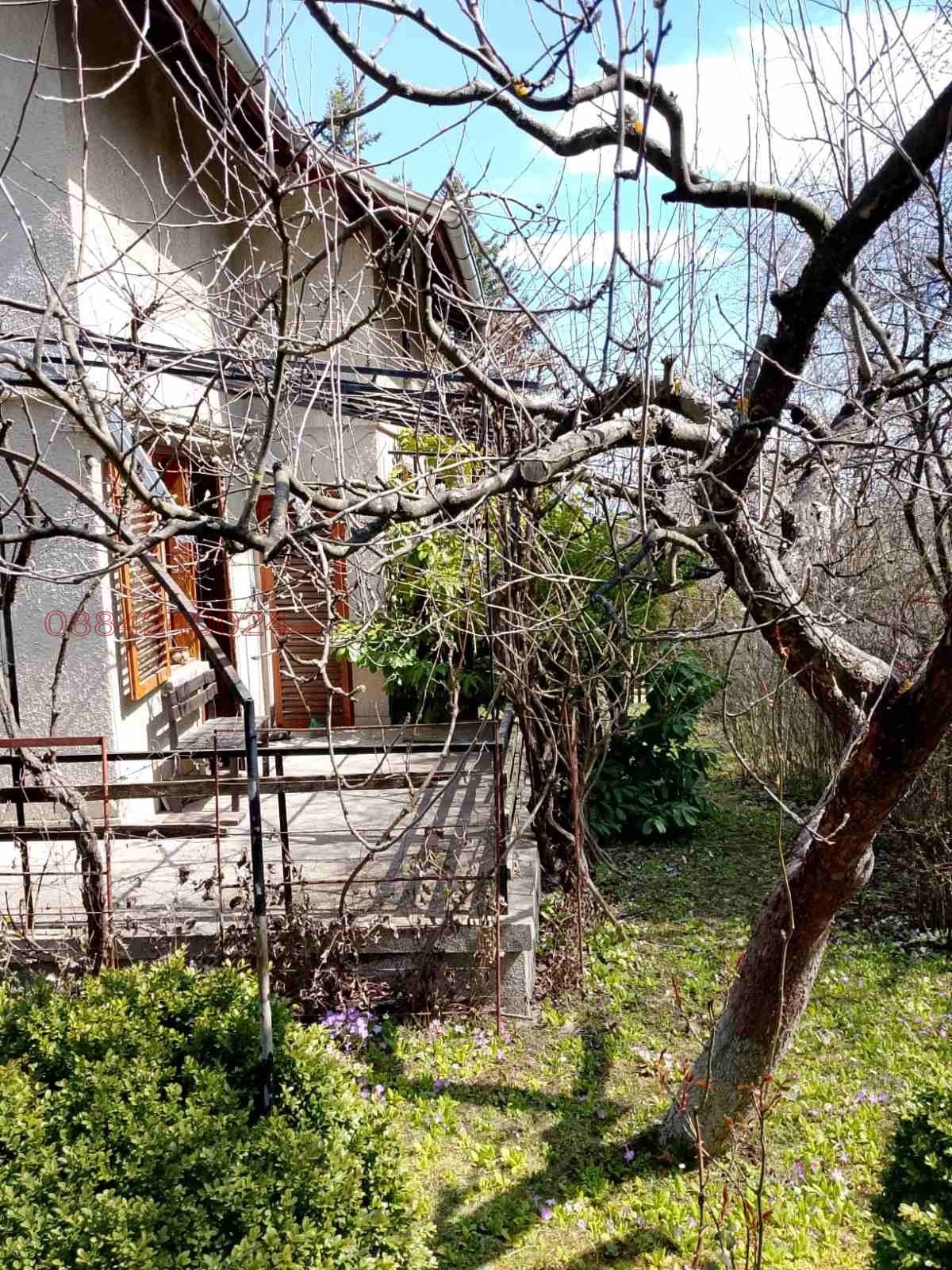 Продава КЪЩА, гр. София, в.з.Бункера, снимка 2 - Къщи - 54127693