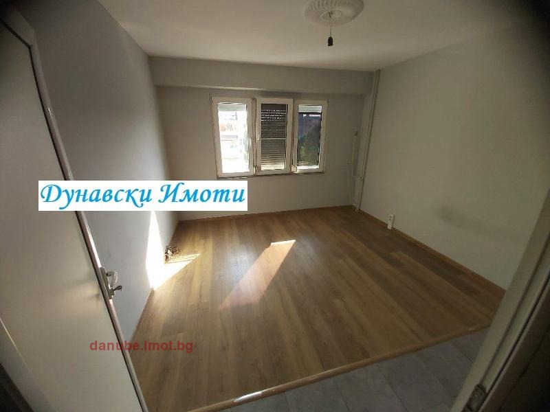 Продава 3-СТАЕН, гр. Русе, Възраждане, снимка 6 - Aпартаменти - 48311116