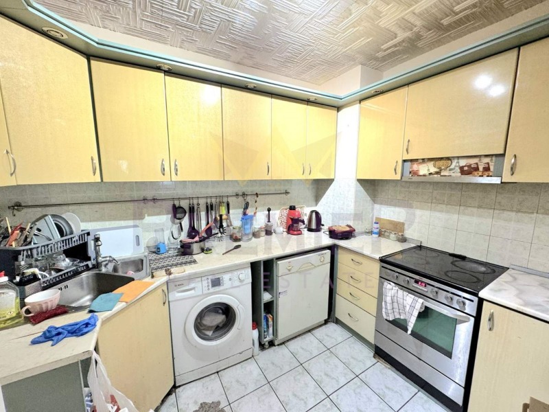 De vânzare  2 dormitoare Sofia , Borovo , 120 mp | 99079571 - imagine [3]